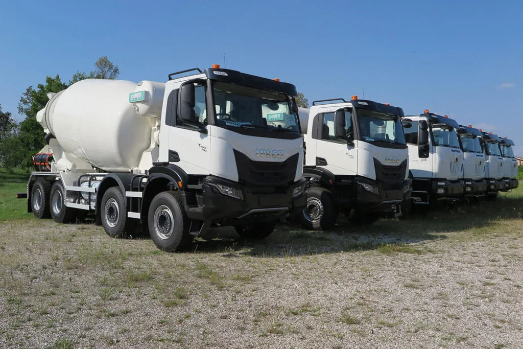 Бетонозмішувачі Iveco