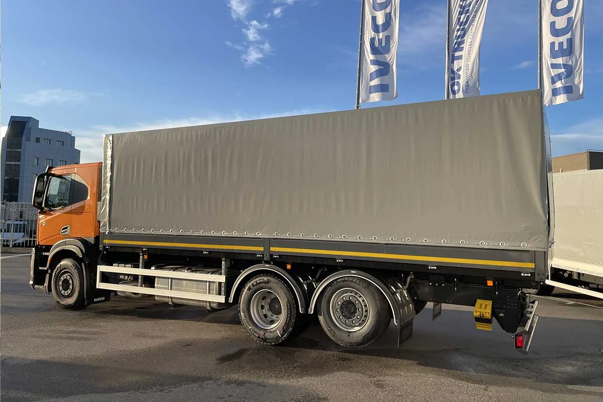 Бортові тентовані кузови на базі IVECO S-WAY / X-WAY / T-WAY
