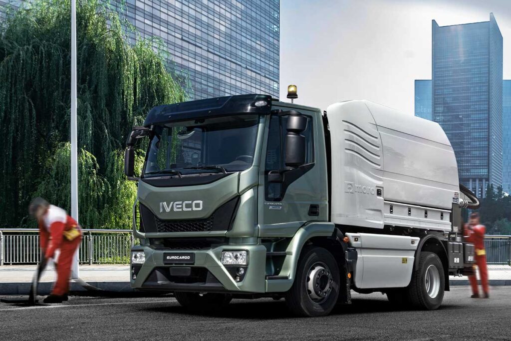 Підмітально-прибиральний автомобіль на базі IVECO EUROCARGO