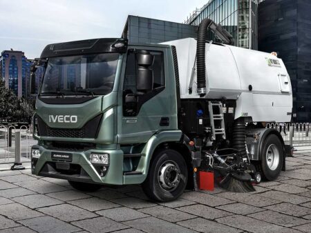 Підмітально-прибиральний автомобіль на базі IVECO EUROCARGO