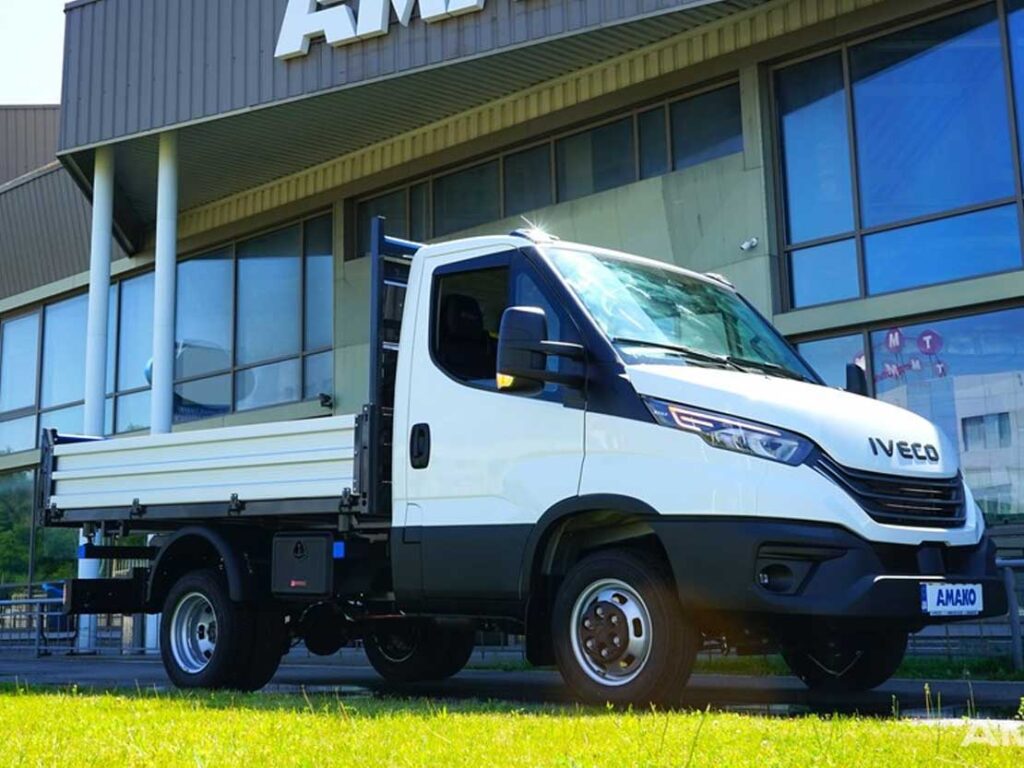 IVECO Daily 35C18 3.0 (Самоскид з трьохстороннім розвантаженням CANTONI, 4x2, Євро 6)