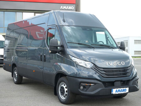 IVECO Daily 35S16H3.0A8 V – цільнометалевий фургон 16 м³ з автоматичною коробкою передач.
