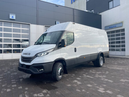 Iveco Daily 70C18HA8 V – цільнометалевий фургон