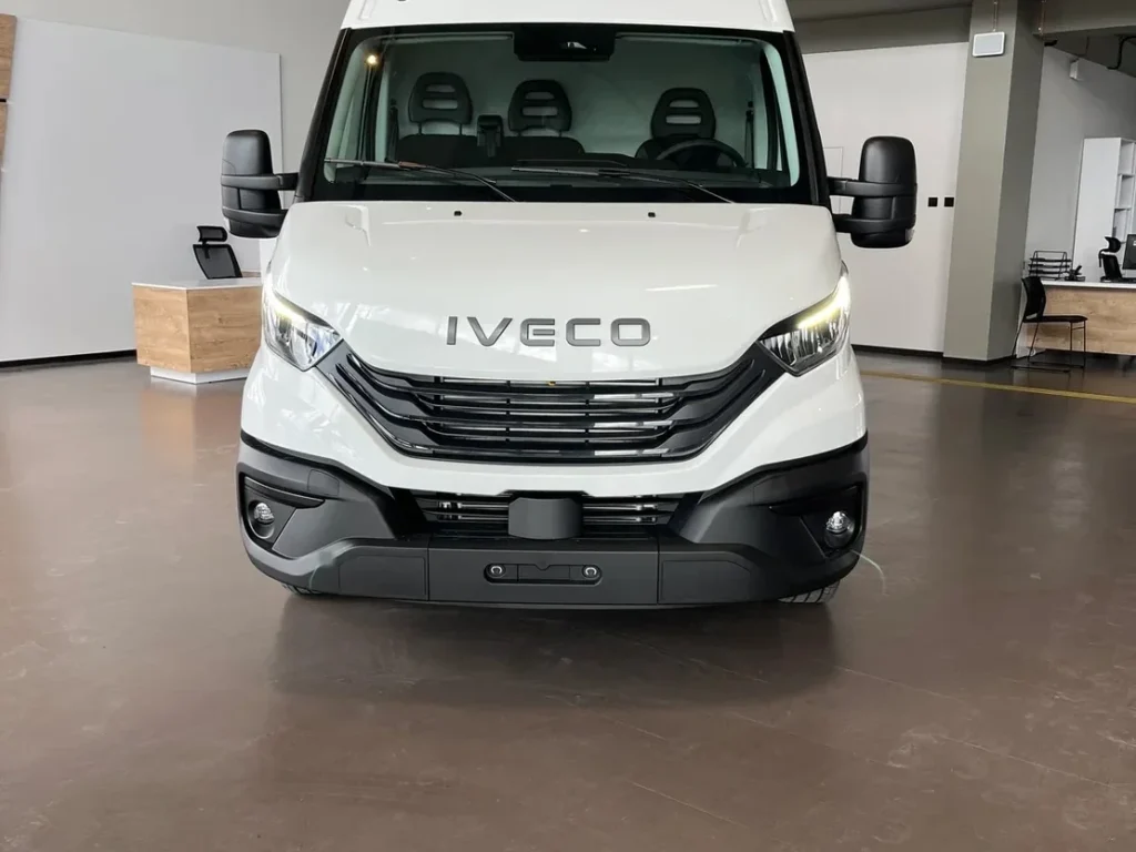 Iveco Daily 35S16H3.0A8 V цільнометалевий фургон 3,5 т, автоматична КПП, Алекс Со Львів